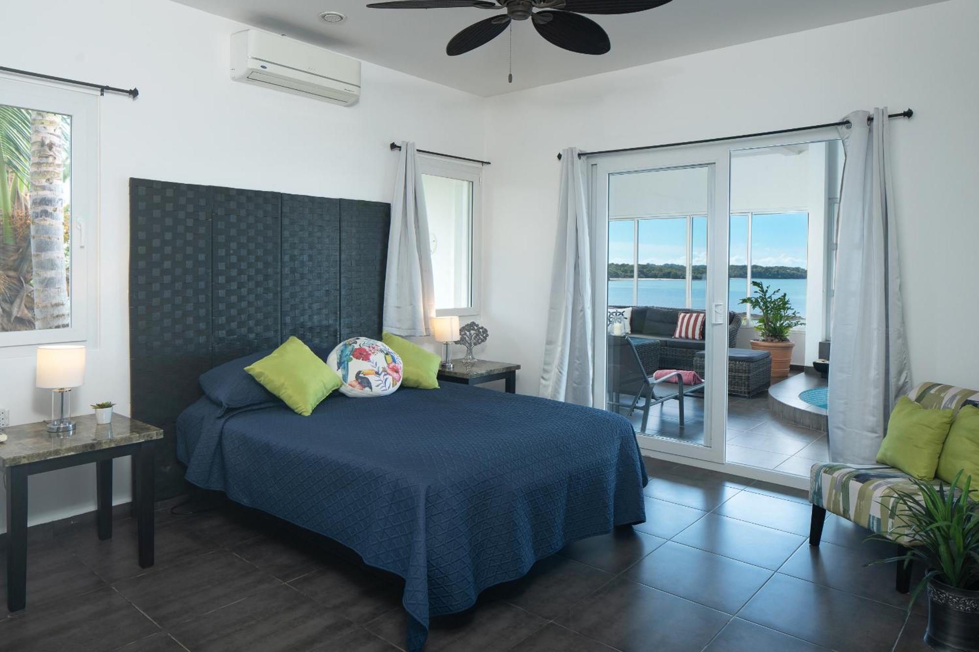 Dollar Villa *